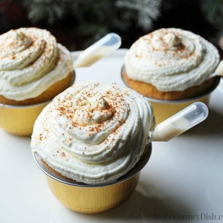 Egg nog cupcakes