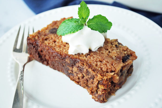 Moist and delicious cinnamon raisin sponge cake recipe