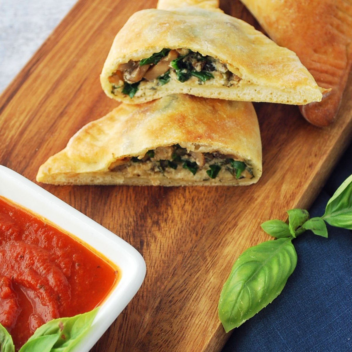 How To Make Easy Spinach Calzones At Home Amee's Savory Dish