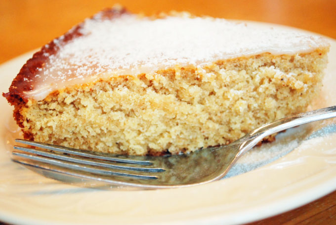 Queen Cake {A Simple Orange Butter Cake Recipe} Amee�s