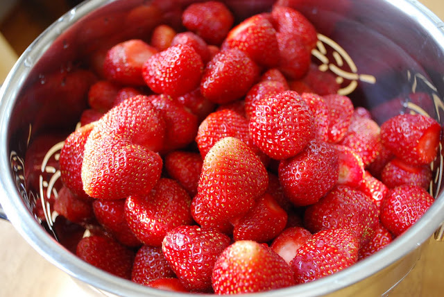 Fresh strawberries for freezing