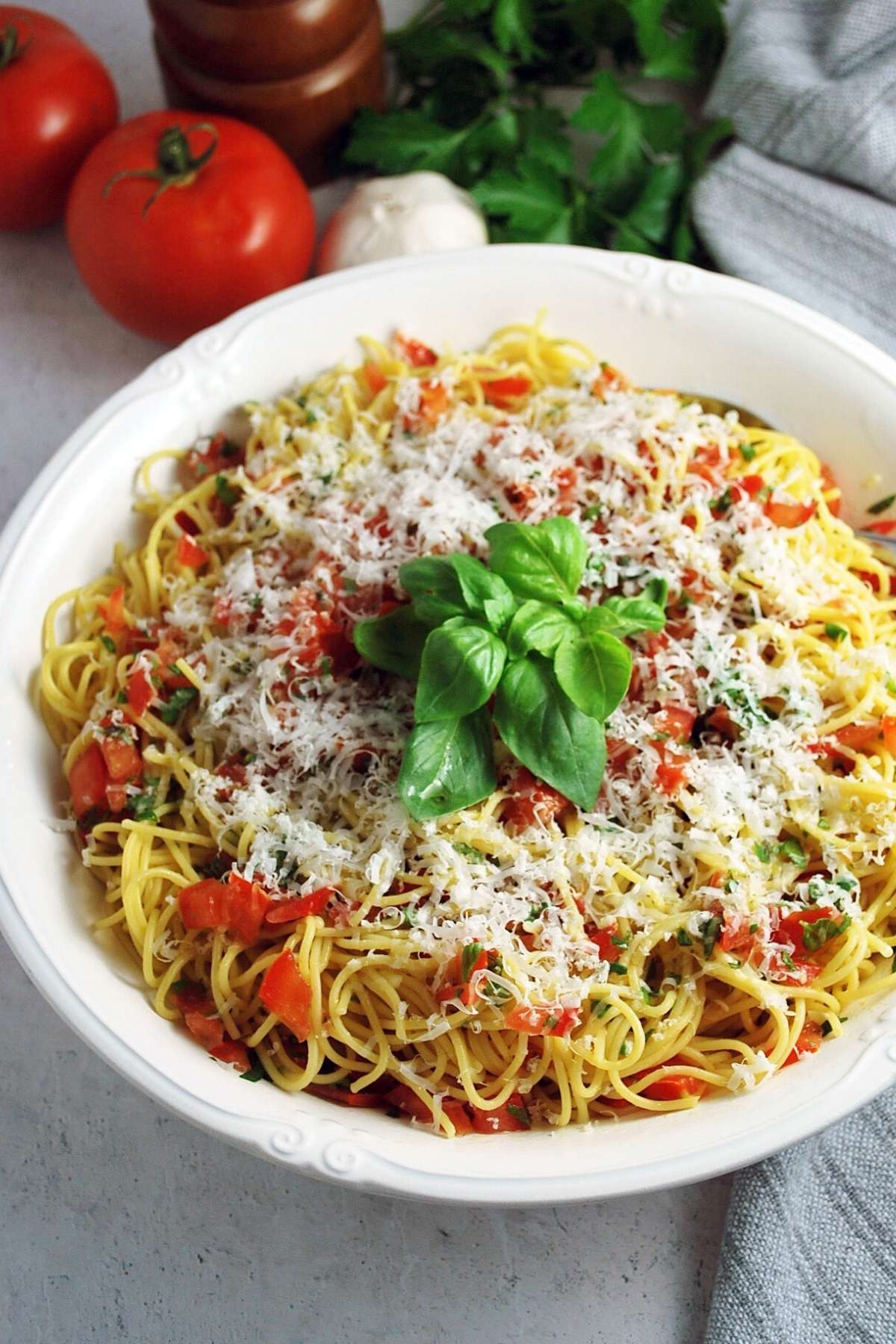 Fresh Tomato Basil Pasta Sauce Amee s Savory Dish