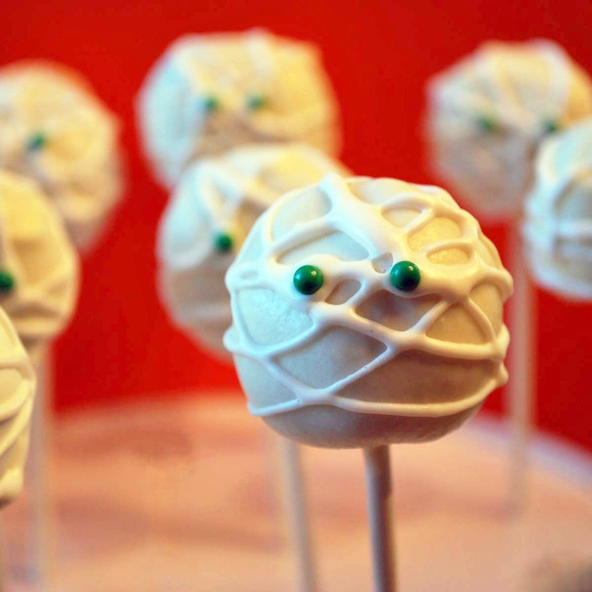 Ideas For Fun Halloween Cake Pops Amee s Savory Dish