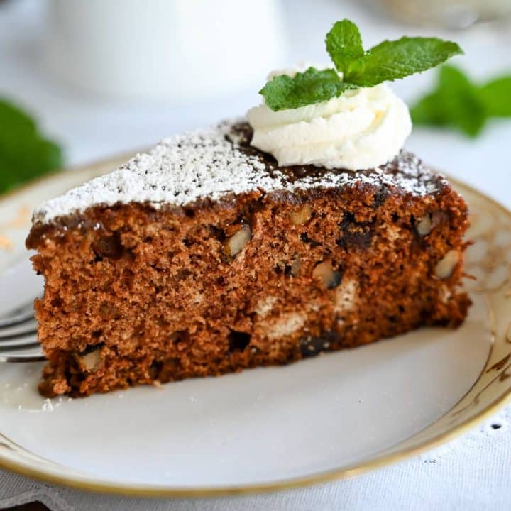 Vintage Date and Walnut Cake Recipe - Amee's Savory Dish