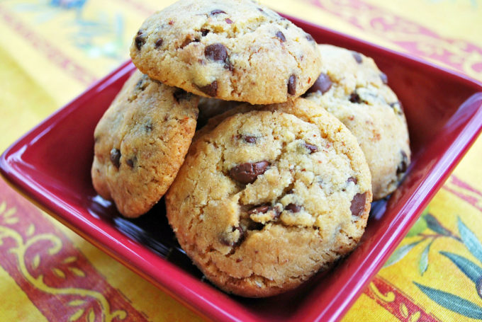Awesome gluten-free chocolate chip cookies made with gluten-free baking mix