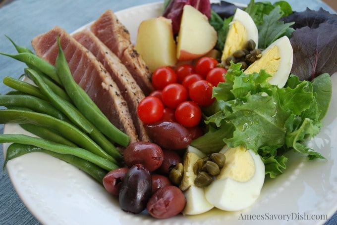 Simple Tuna Nicoise Salad recipe