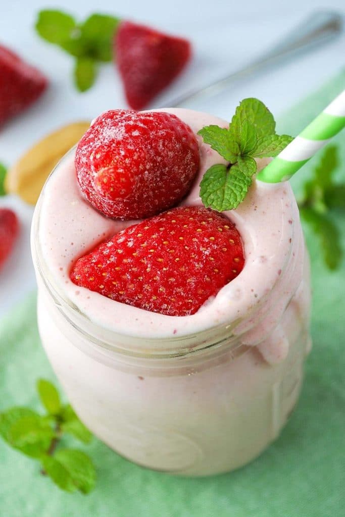 The Best Strawberry Peanut Butter Banana Smoothie- Amee's Savory Dish