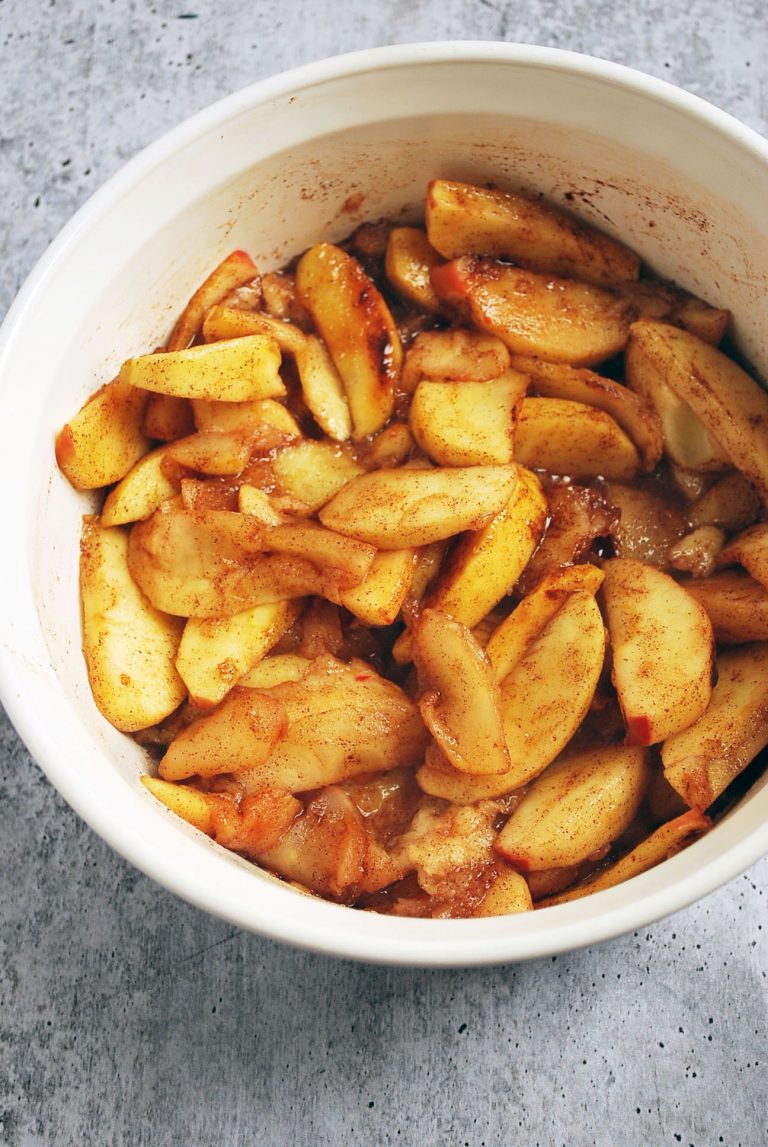 Easy Cinnamon Baked Apples Recipe Amees Savory Dish 5060