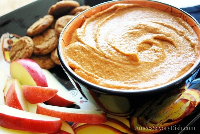 Pumpkin Dip with apple slices and ginger snaps