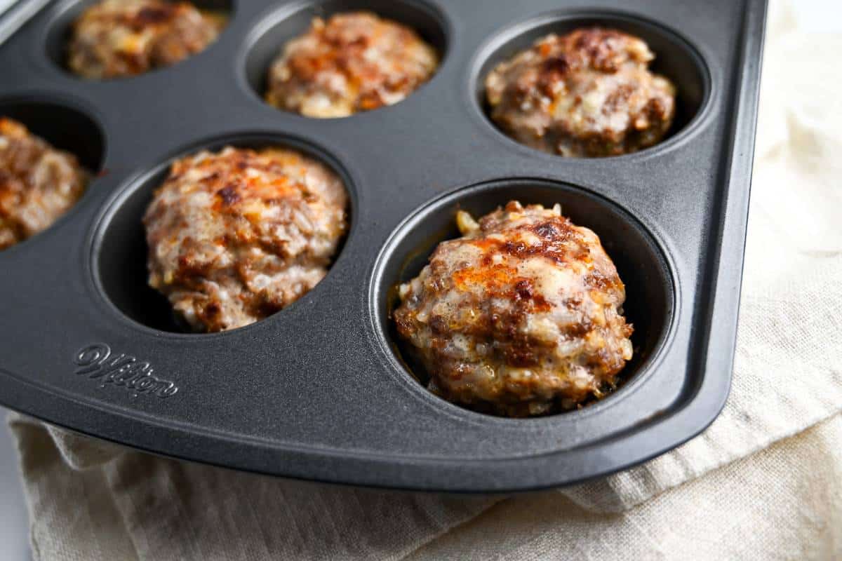 baked muffin tin meatloaves 