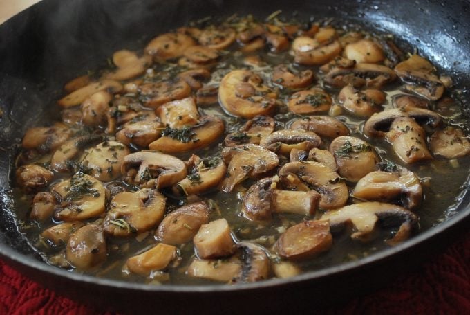 Mushrooms for Chicken and Spinach Prosciutto Bundles