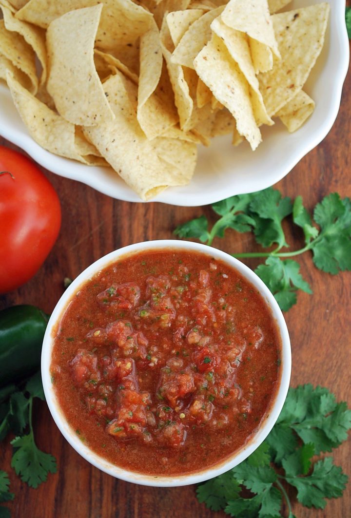 Easy Homemade Salsa - Amee's Savory Dish