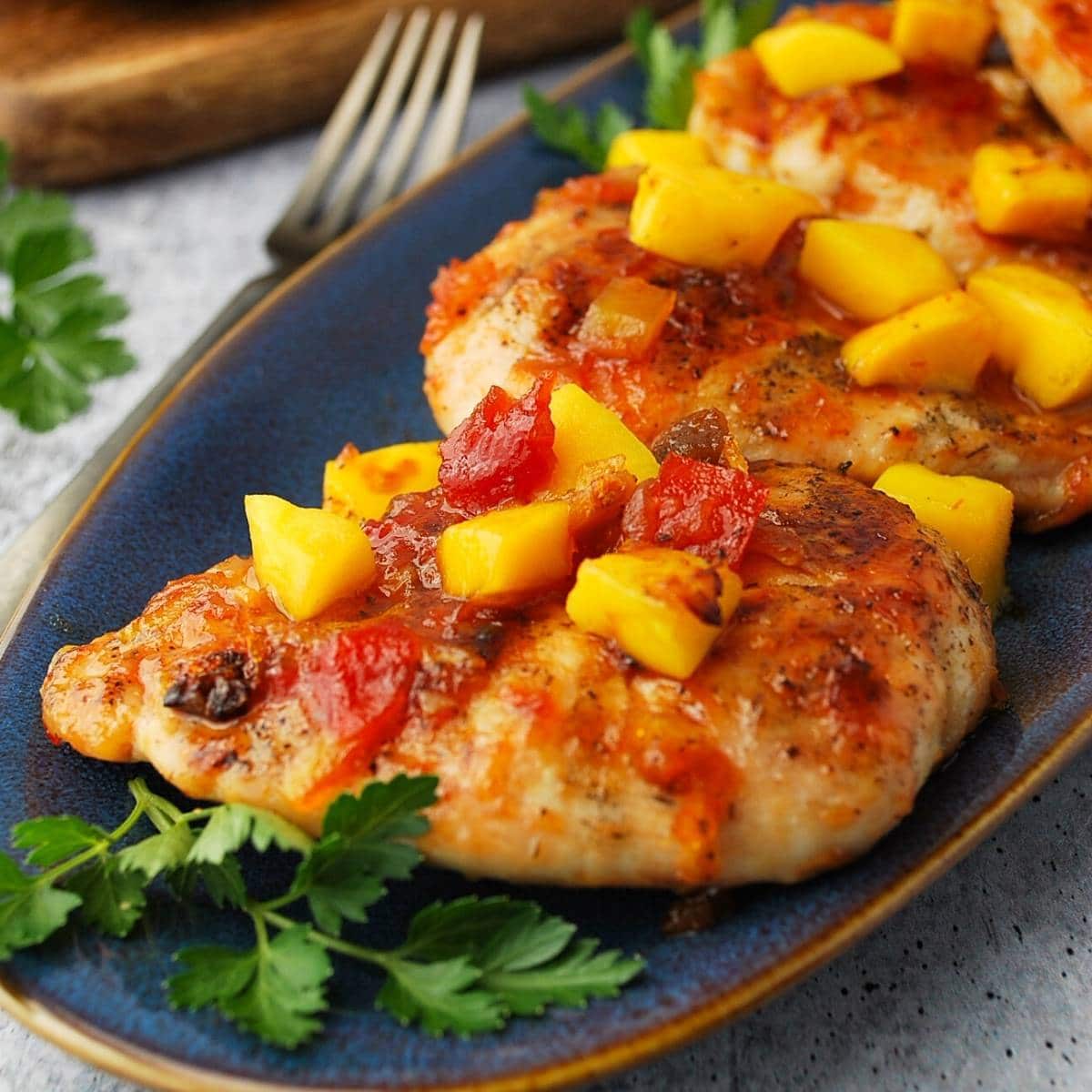 Grilled chicken hotsell with mango salsa