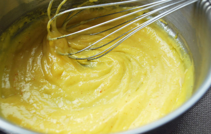 how to make homemade hollandaise sauce 