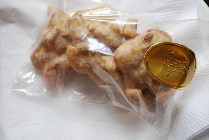 Pralines in a bag