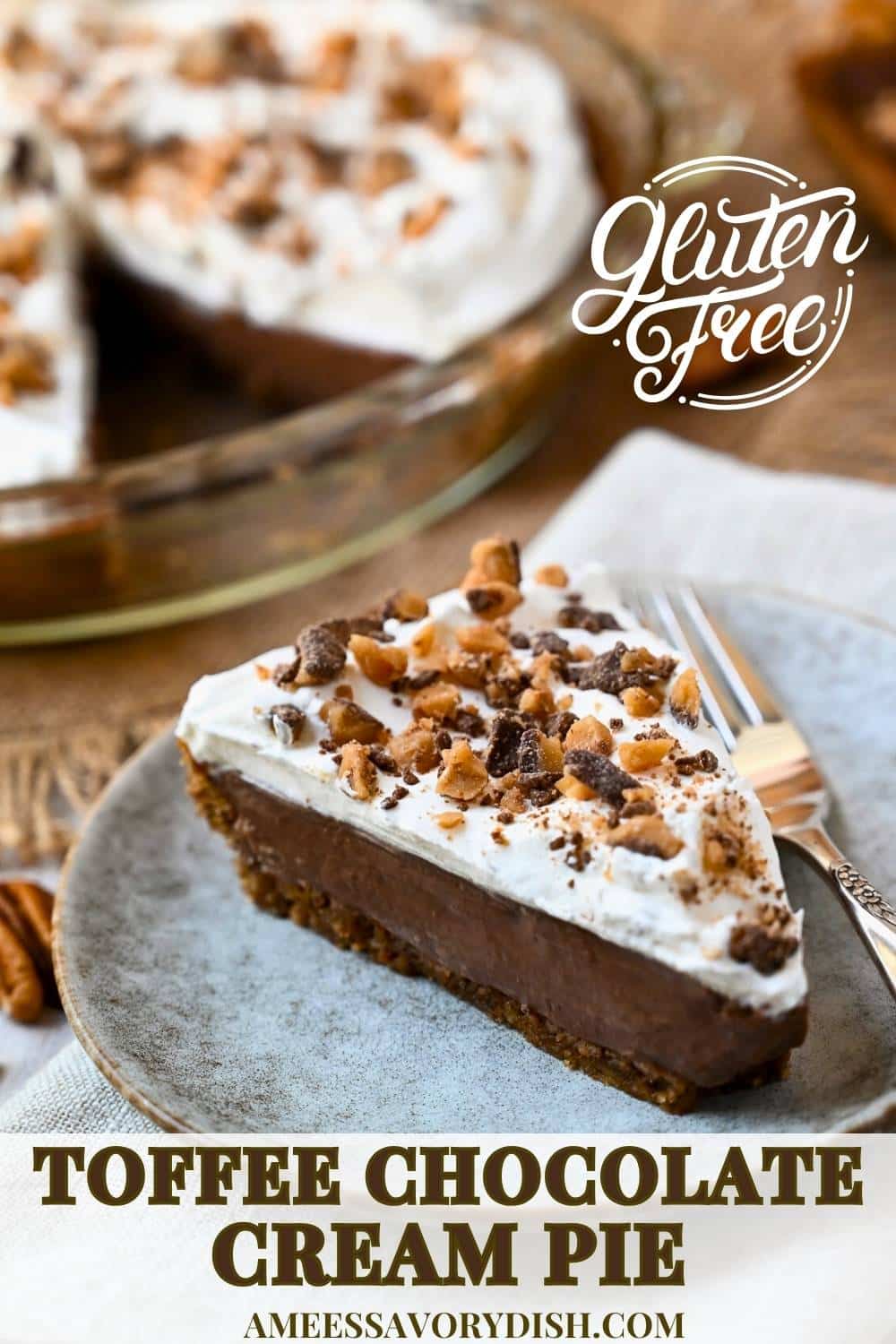 If you love an easy pie recipe with minimal fuss, this one’s for you. It tastes amazing, slices like butter, and pairs perfectly with a crunchy toffee topping. via @Ameessavorydish
