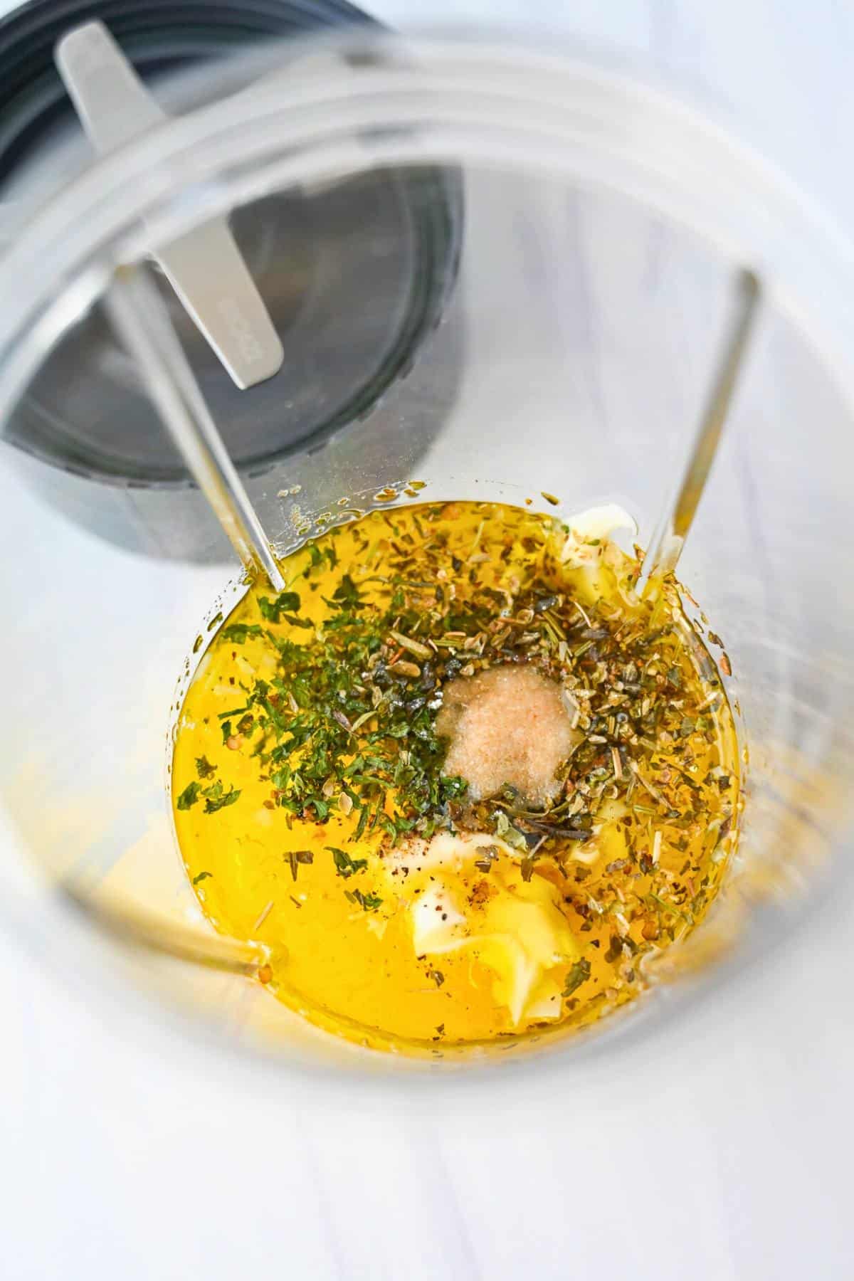 ingredients for olive garden dressing in a blender jar
