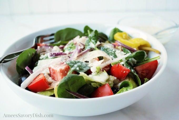 https://ameessavorydish.com/wp-content/uploads/2016/01/Healthier-Olive-Garden-Salad.jpg