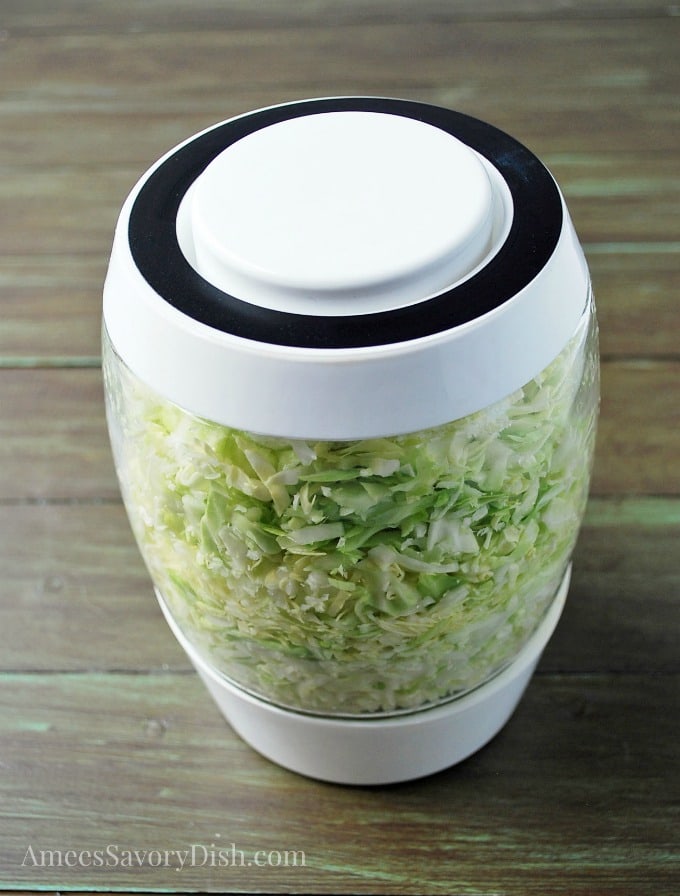 Homemade Sauerkraut step 4 add lid