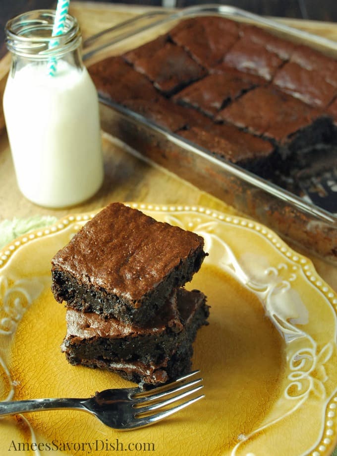 Flourless Chocolate Tahini Brownies recipe