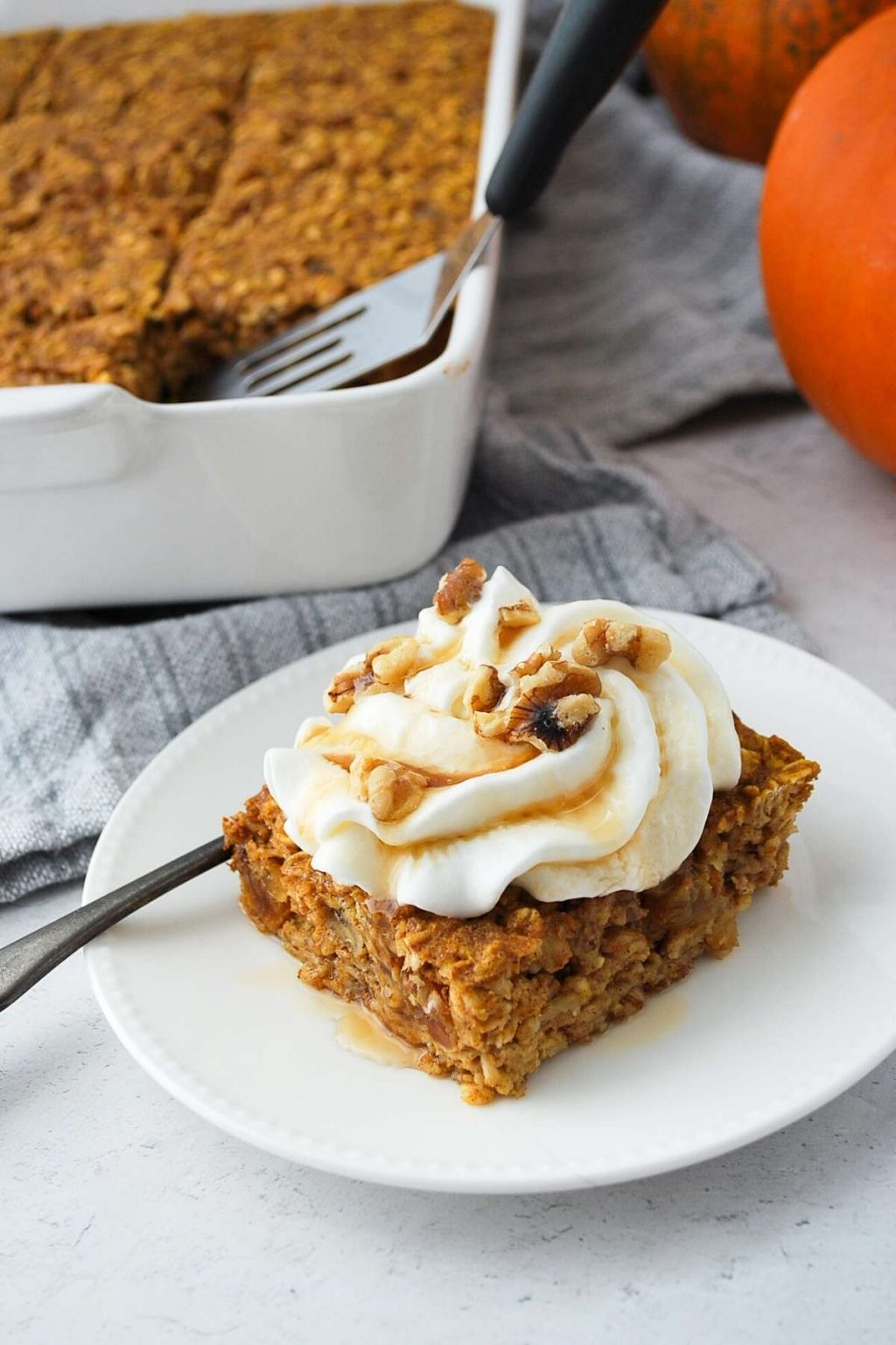 Easy Pumpkin Pie Baked Oatmeal- Amee's Savory Dish