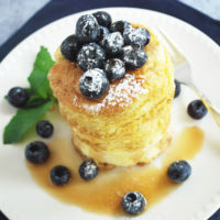 A tasty recipe for light and fluffy Japanese pancakes that puff up like a soufflé