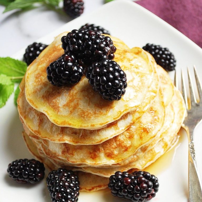 Blender Oatmeal Protein Pancakes