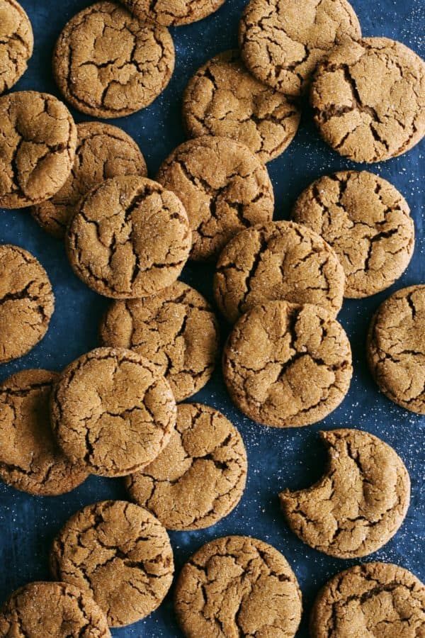 chewy ginger molasses cookies from Farm Girl Dabbles