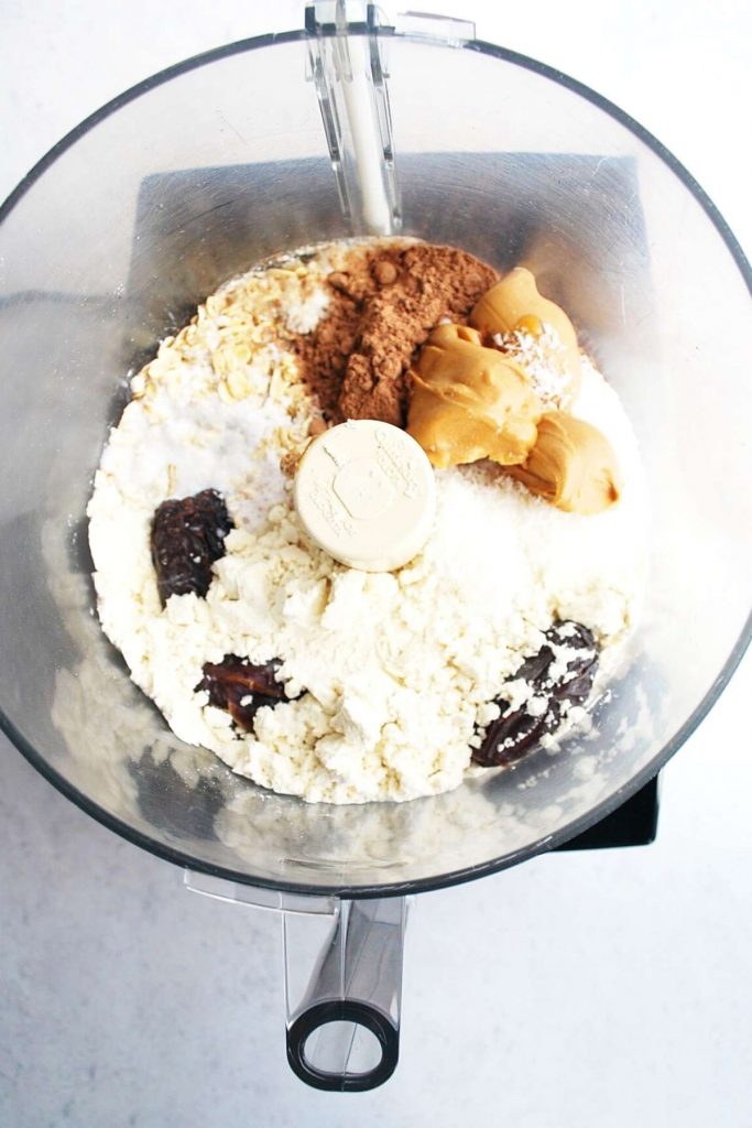 ingredients for protein date balls in a food processor