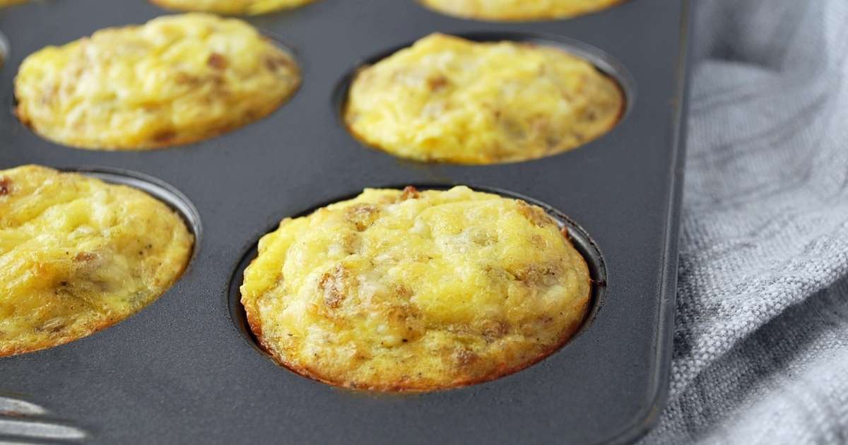 Red Pepper and Sausage Egg Muffins - Cooking For My Soul