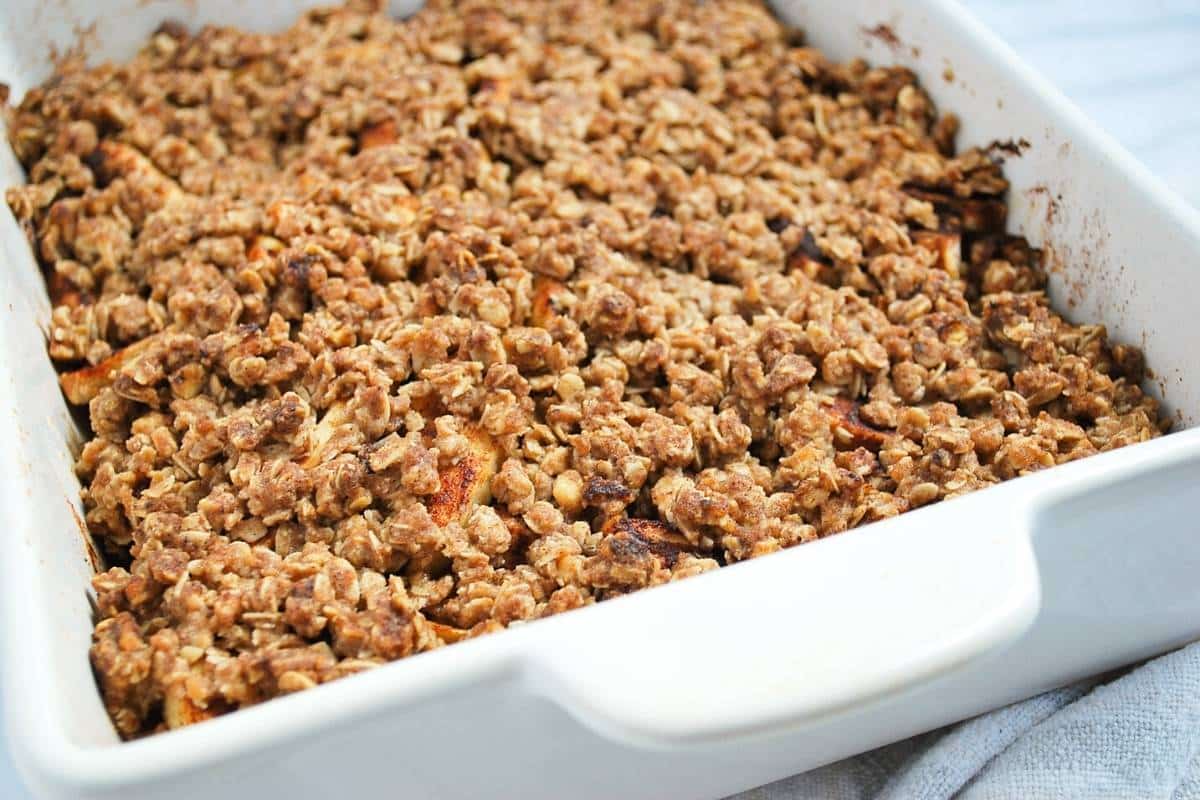 pan of sugar free apple crisp fresh from the oven