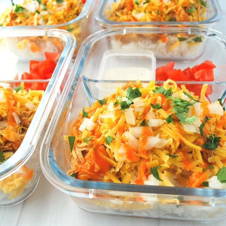 Easy Buffalo Chicken Meal Prep Bowls {Low-Carb Option}