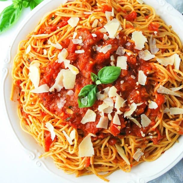 Easy Spaghetti Arrabiata - Amee's Savory Dish
