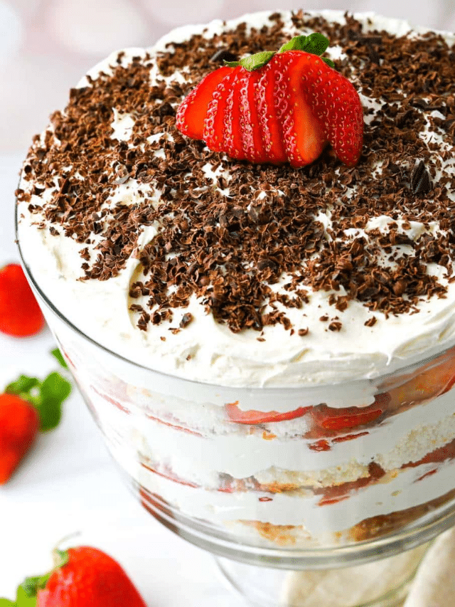 Strawberry Cheesecake Trifle