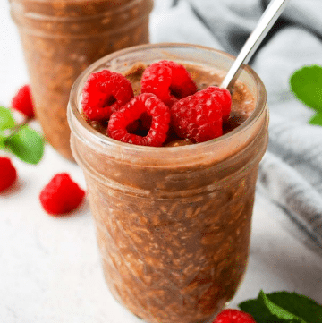 Chocolate Protein Overnight Oats