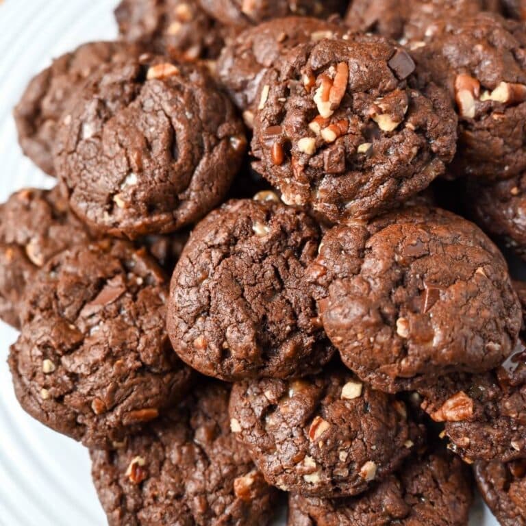 close up of a platter of chocolate crunch cookies