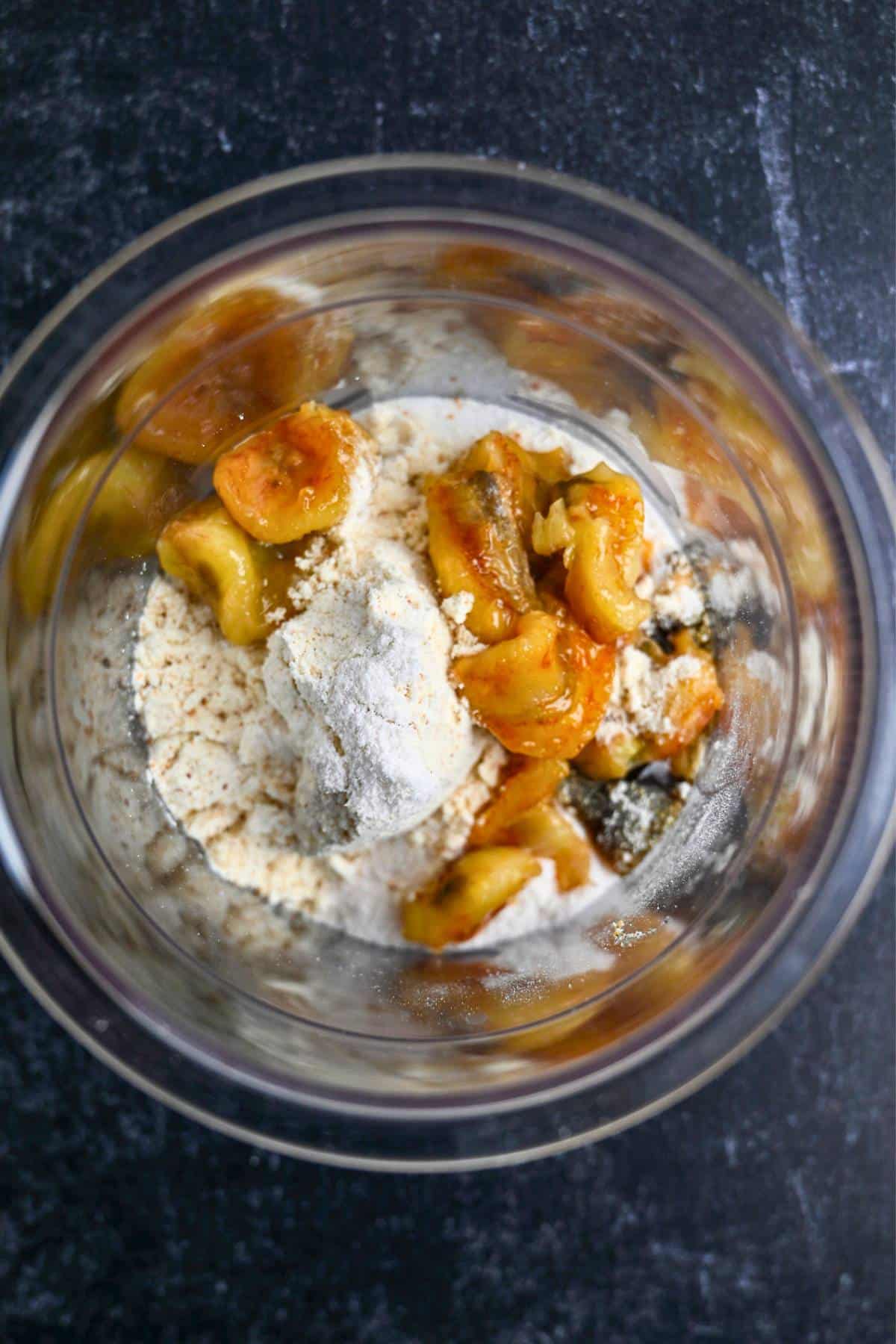 unmixed ingredients in a pint container for banana pudding protein ice cream